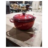 Lodge cast iron Dutvh oven