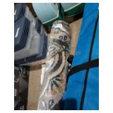 59" W x unknown L Carpet