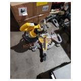 DEWALT 20V MAX Cordless 7-1/4" Miter Saw