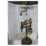 Parrot metal lamp