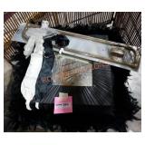 Miscellaneous item lot