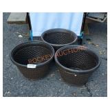 3 count plastic planters