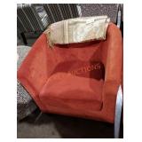 Accent chair and accessory