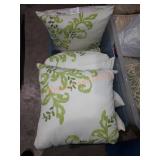Tote of pillows