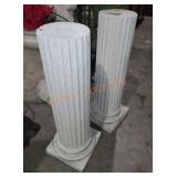 Pair faux Roman columns
