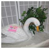 Bird and faux Ivy lot