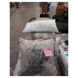 Throw pillow lot