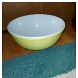 Large yellow Pyrex bowl