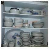 Full dish set of Pfaltzgraff pottery dishes