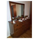 8 drawer dresser with mirror