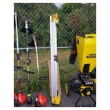 Dewalt DWX723 heavy duty miter saw stand