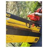Dewalt 22" hedge trimmer