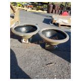 24" wide Urn. 2xthebid!