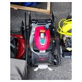 Honda 21" Gas-powered lawn mower