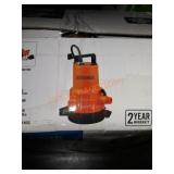 Everbilt utility pump