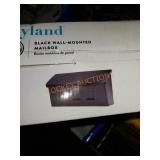 Wayland wall mounted mailbox