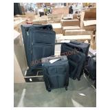 Us traveler 3 peice luggage set