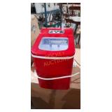 Silonn 2L Countertop Ice Maker Red