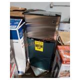 RCA 4.5 cuft refrigerator