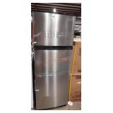 Vissani 7.1 cu. ft. Top Freezer Refrigerator