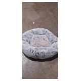 Bedfolks Calming Donut 36" Round Grey Dog Bed