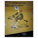 DeWalt 12 in Double Bevel Compound Miter Saw