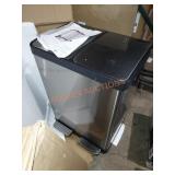 Soft step 16 gallon trash can