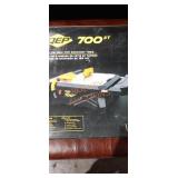 QEP 7" Tile Wet Saw with Extention Table