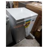 Magic Chef 3.5cuft deep freezer