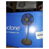 Lasko cyclone large room pedestal fan