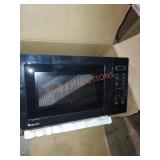 Magic Chef 700W .7 Cu Ft Microwave