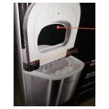 Magic Chef 27lb Ice Maker