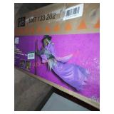 Hovering witch with lifeeyes