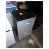 Magic chef mini fridge