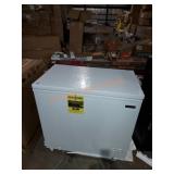 Magic chef 7 cu.ft chest freezer
