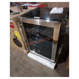 5.1 cuft vissani beverage cooler