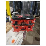 Milwaukee Packout Tool Chest (Damage to Top)