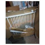 Regalo safety barrier