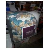 Home decorators queen/full comforter set