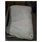 Happy Tails 25"x39" Sherpa Dog Bed