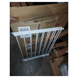 Summer deluxe stairway gate