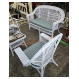 4 piece Wicker Outdoor Patio set with cushions