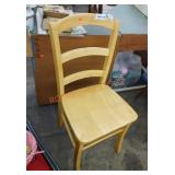 Single dining chair