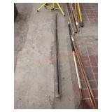 Aprox. 71" digging bar