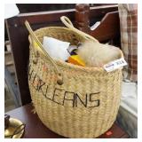 New Orleans Straw bag with contents
