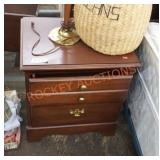 Carolina nightstand