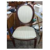 Vintage sitting chair