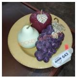 Porcelain fruit and bowl set