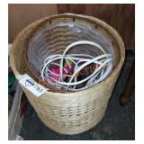 Wicker waste basket lot