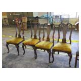 4 matching vintage dining chairs